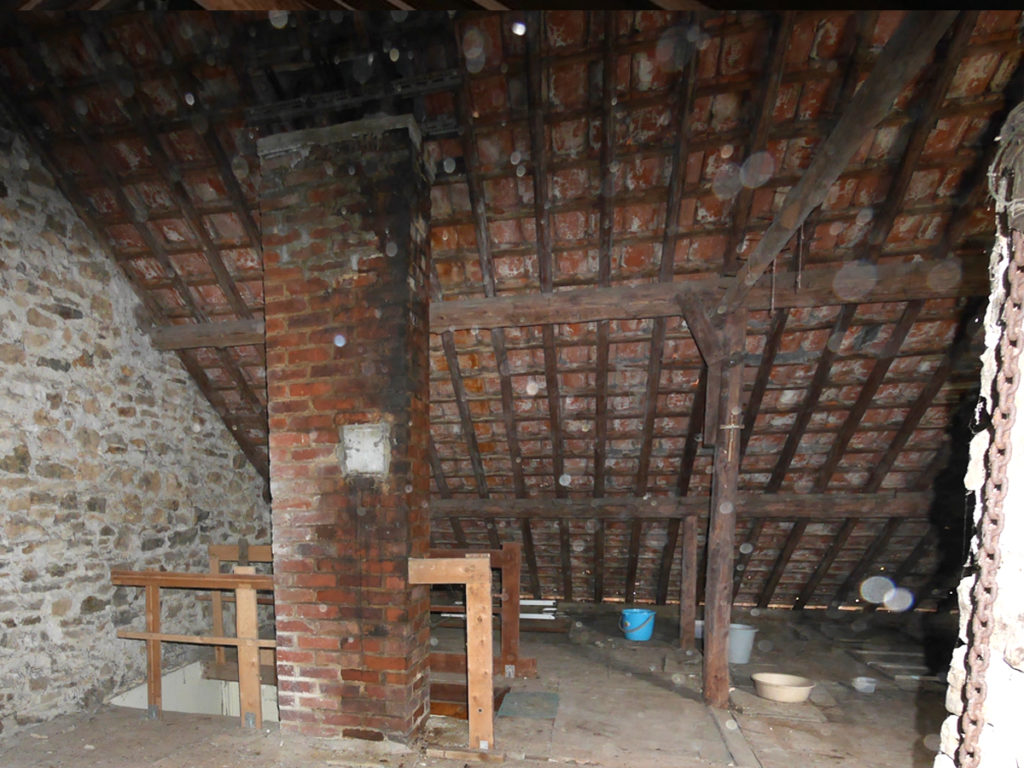 002_attic