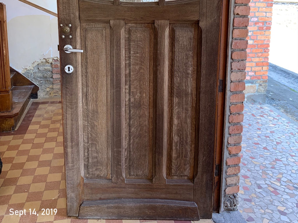 005_entrance