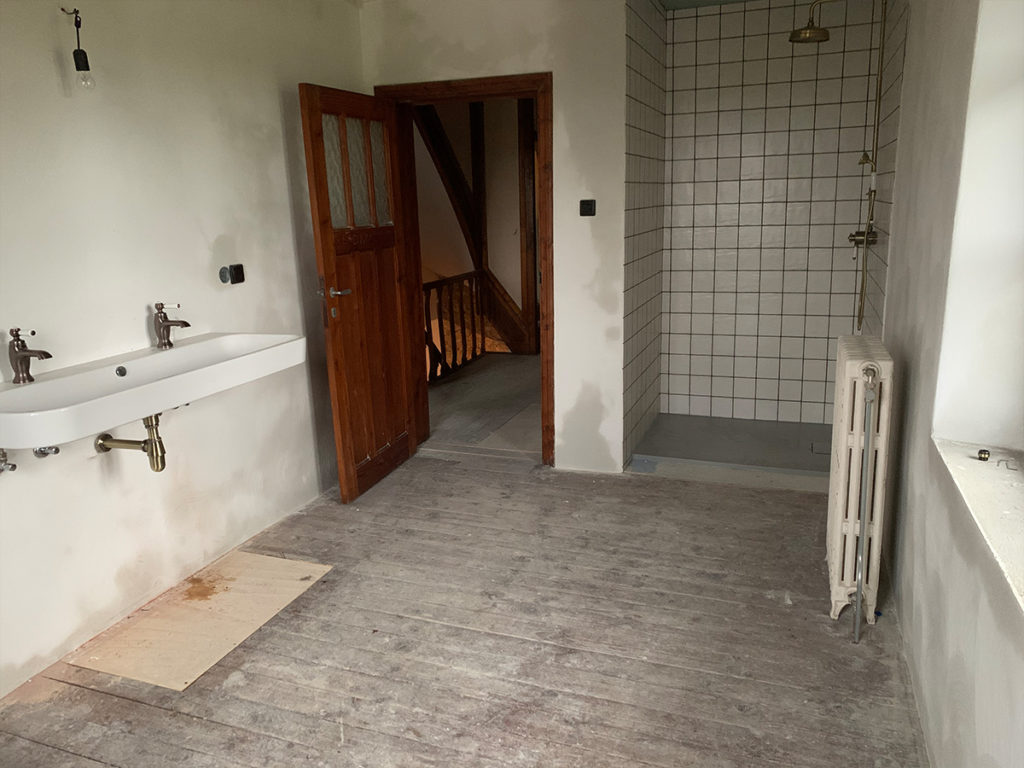 021_bath
