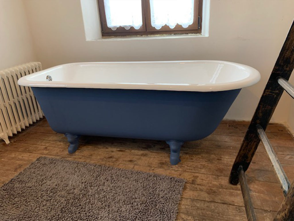 032_bath