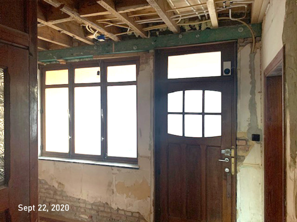 032_entrance