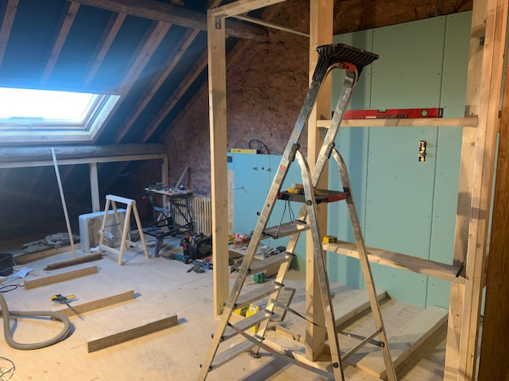 042_attic
