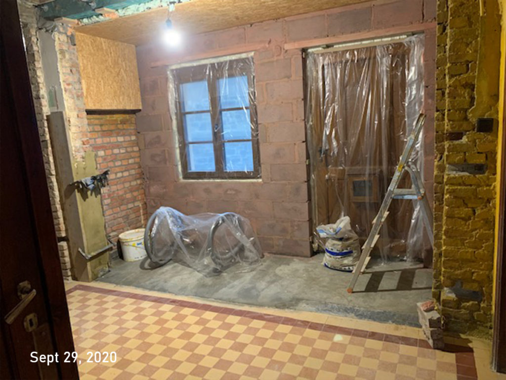 054_entrance