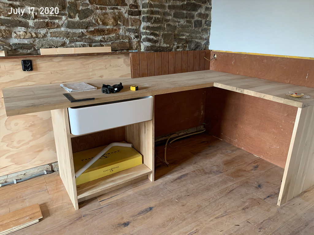 068_kitchen