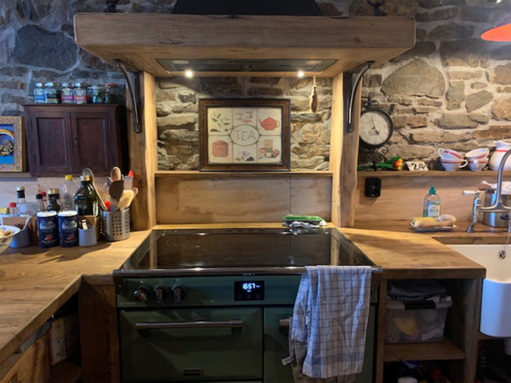 084_kitchen