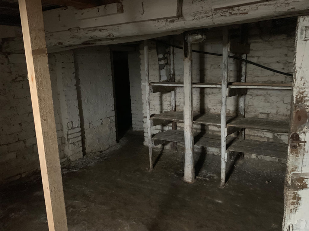 cellar_003