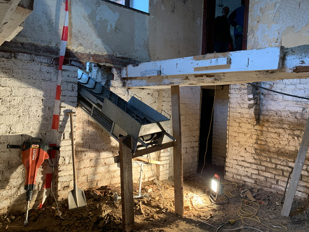 cellar_008