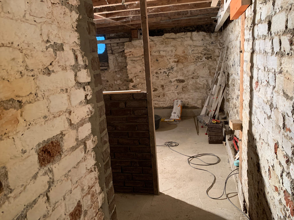 cellar_028