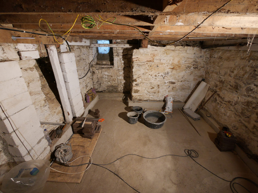 cellar_030