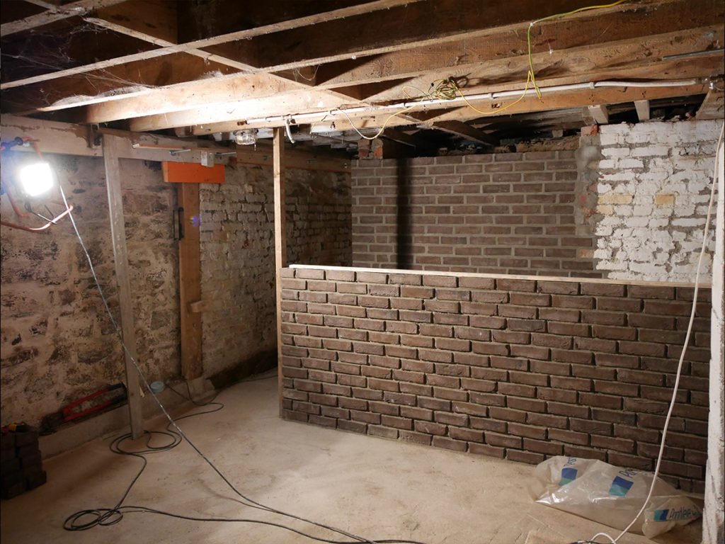 cellar_038