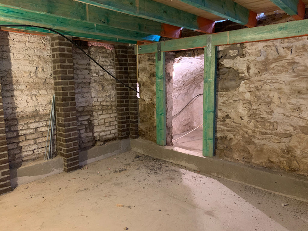 cellar_041
