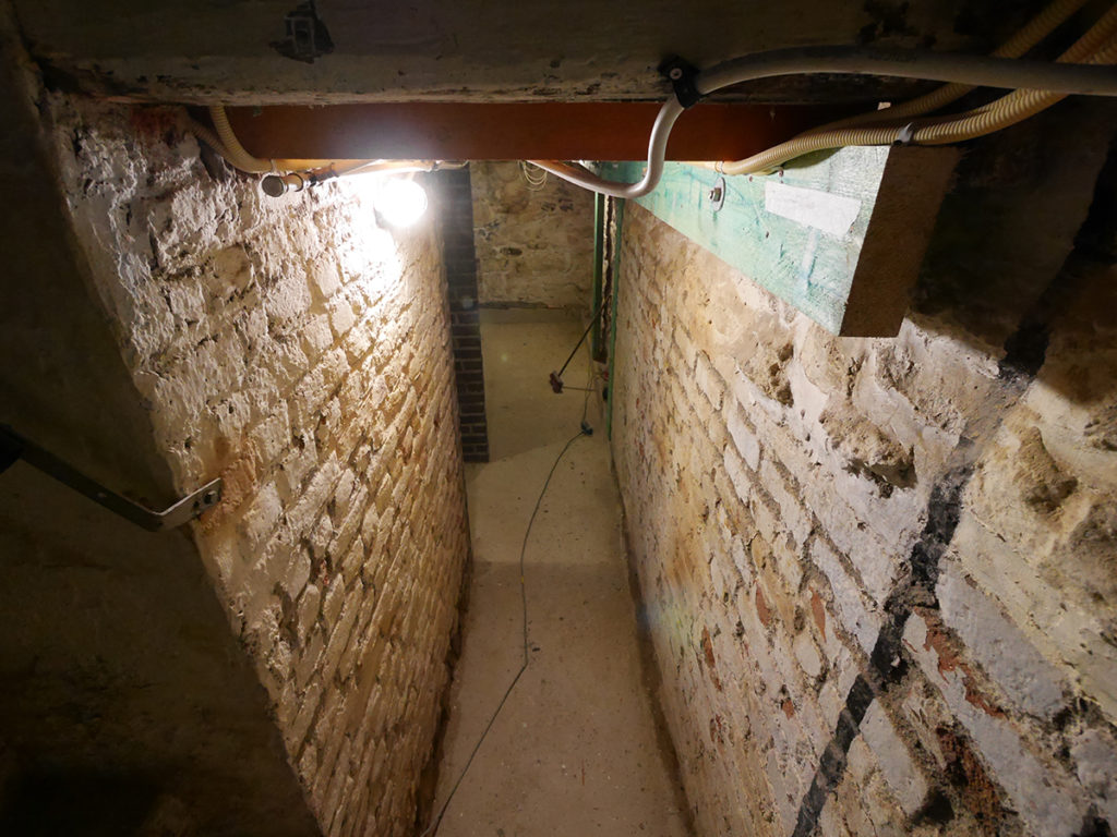 cellar_046