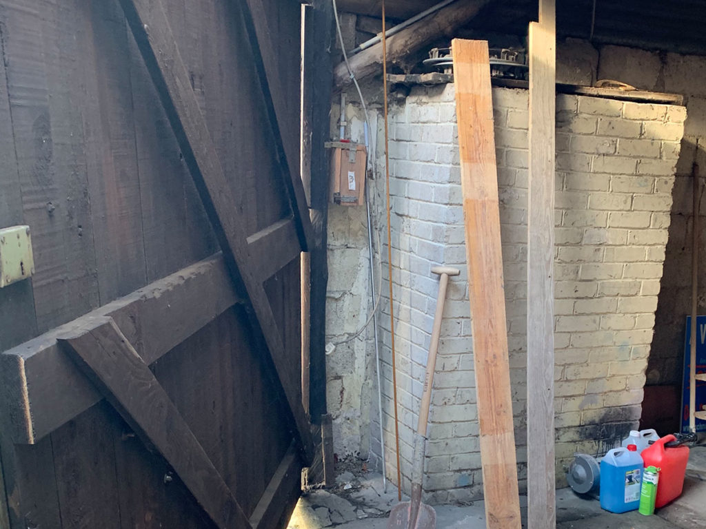 010_garage