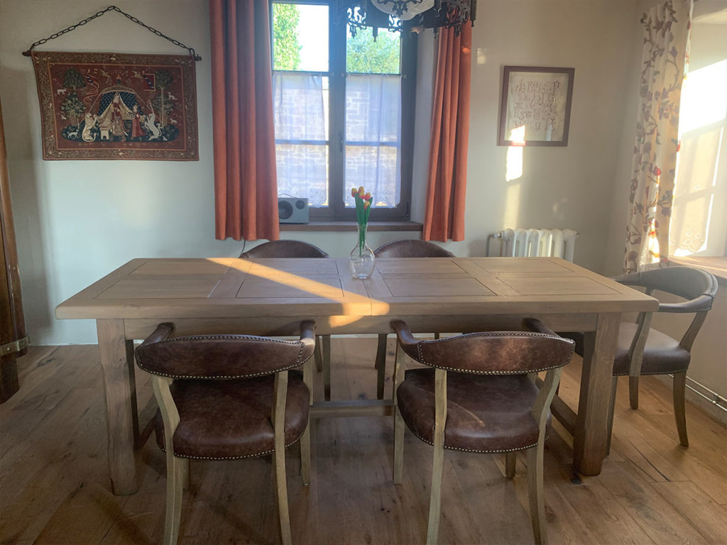 037_dining
