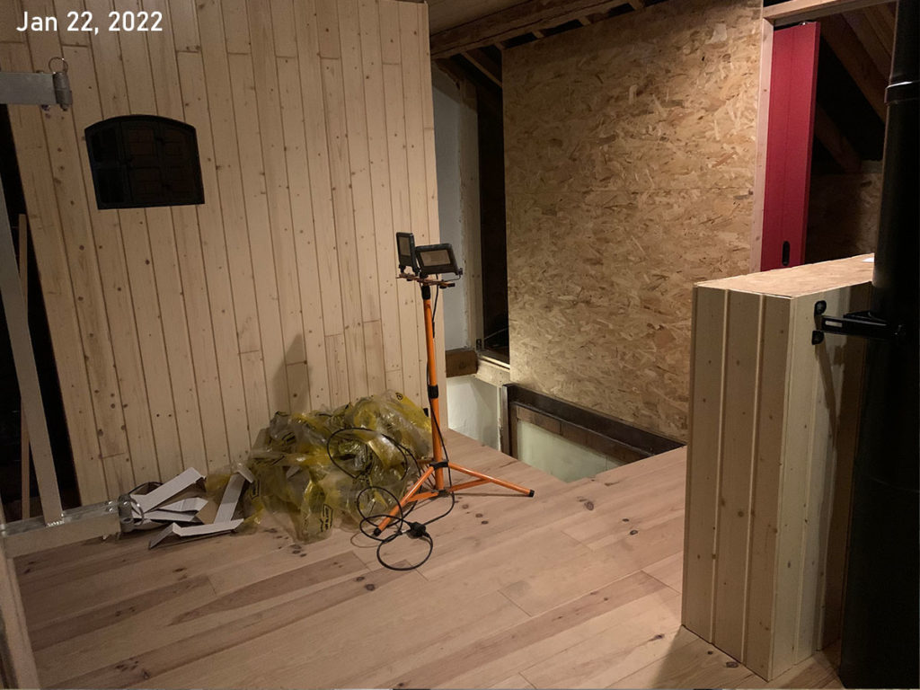 attic_069